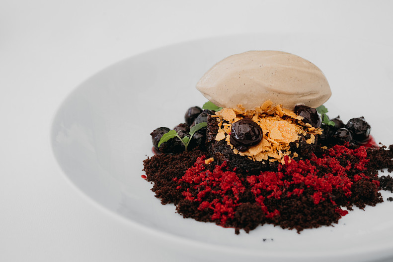 Кофе-шоколад-черная смородина