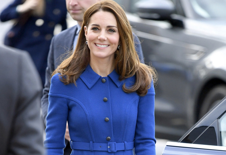 Не оторвать глаз: Кейт Миддлтон появилась на публике в коротких шортах на фоне слухов об изменах принца Уильяма