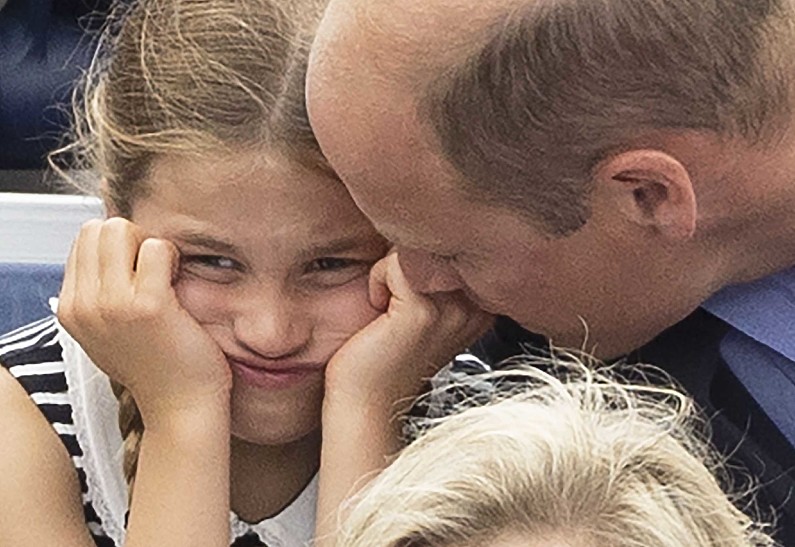 Новая героиня мемов: палитра эмоций на лице принцессы Шарлотты восхитительна. Фото!