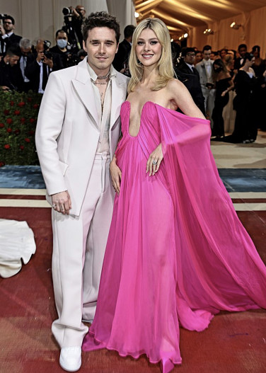 Бруклин Бекхэм и Никола Пельтц