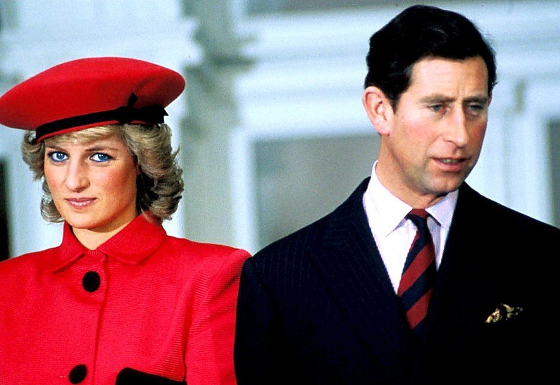 Тонкое упоминание: Карл III выразил уважение принцессе Диане, когда передавал ее титул Кейт Миддлтон