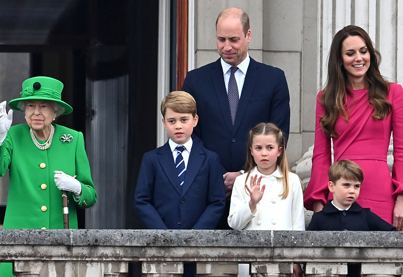 Кейт Миддлтон и принц Уильям рассказали о реакции своих детей на смерть прабабушки-королевы