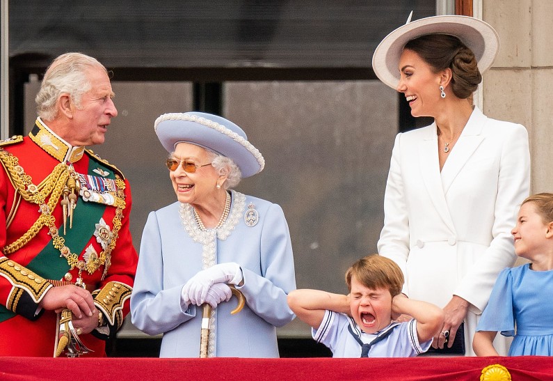 Кейт Миддлтон рассказала, как ее младший сын Луи отреагировал на смерть Елизаветы II