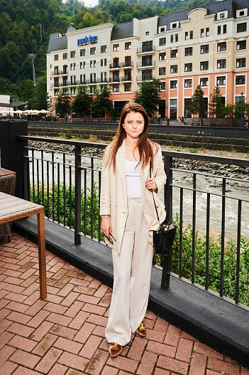 Ксения Суркова