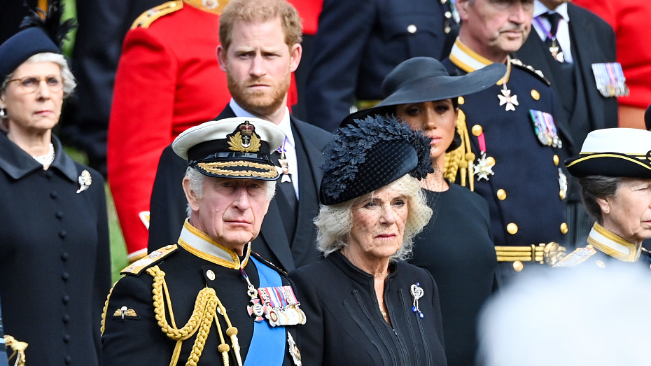 Трогательная забота: принц Гарри сделал всё, чтобы Меган Маркл чувствовала себя комфортно на похоронах Елизаветы II