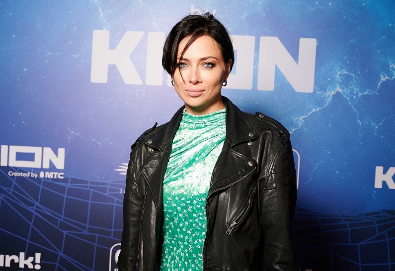 Александр Цыпкин, Настасья Самбурская, Сабина Ахмедова и другие звезды на вечеринке «Сияющая пустота» by KION в Сочи