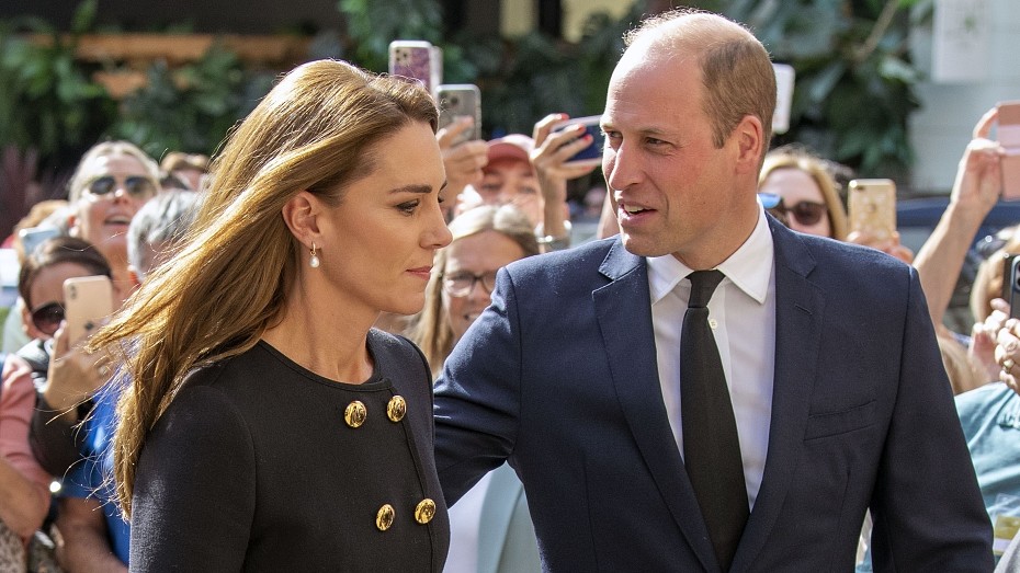 Принц Уильям и Кейт Миддлтон впервые появились на публике после похорон Елизаветы II. Фото!