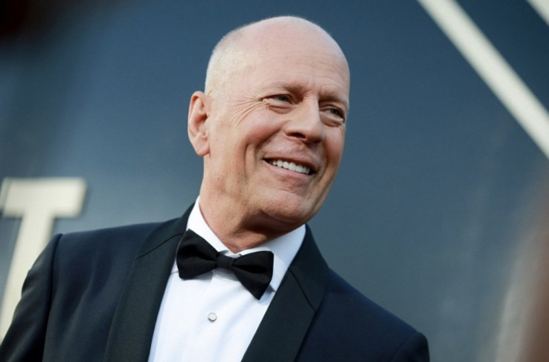 Брюс Уиллис