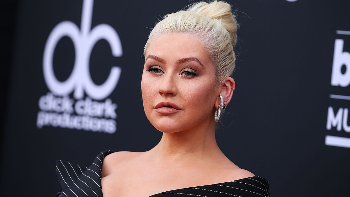 Кристина Агилера призналась, что ей запрещали выступать под настоящим ...