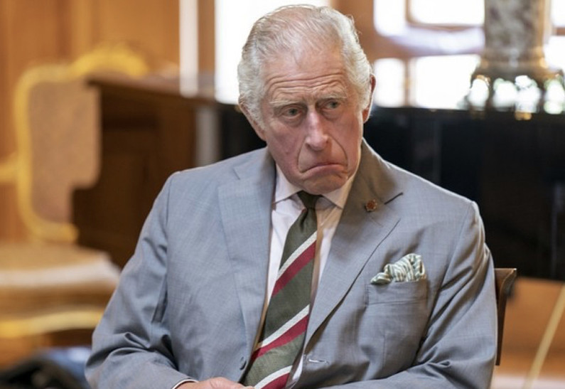 Королевские замашки: Карл III раскритиковал сериал «Корона»
