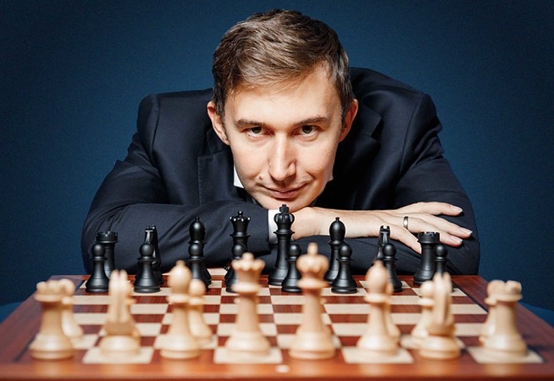 Сергей Карякин сыграет на полях Международного турнира «Шахматные звезды – 2022» с юными шахматистами, которым будет помогать искусственный интеллект