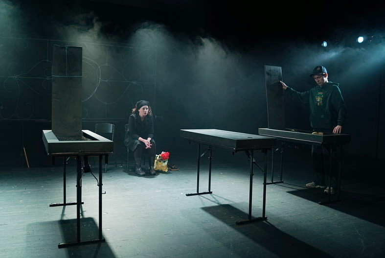 Сцена из спектакля «Космос»