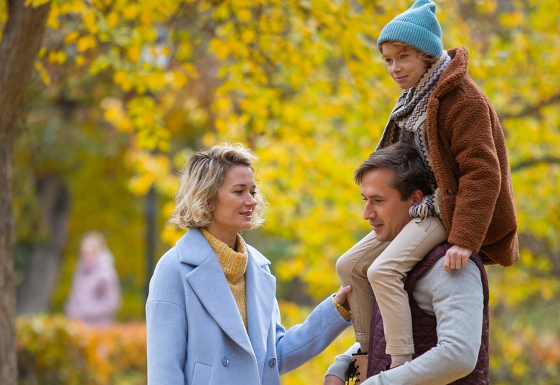 Егор Корешков и Надежда Михалкова вместе снялись в фильме «Сломя голову». Фото!