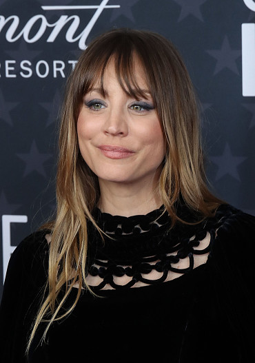 Кейли Куоко (в Dior Haute Couture)