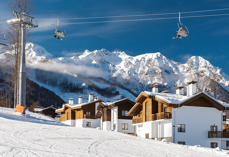 Спа и горы: время с пользой в хилинг-отеле Green Flow на курорте «Роза Хутор»