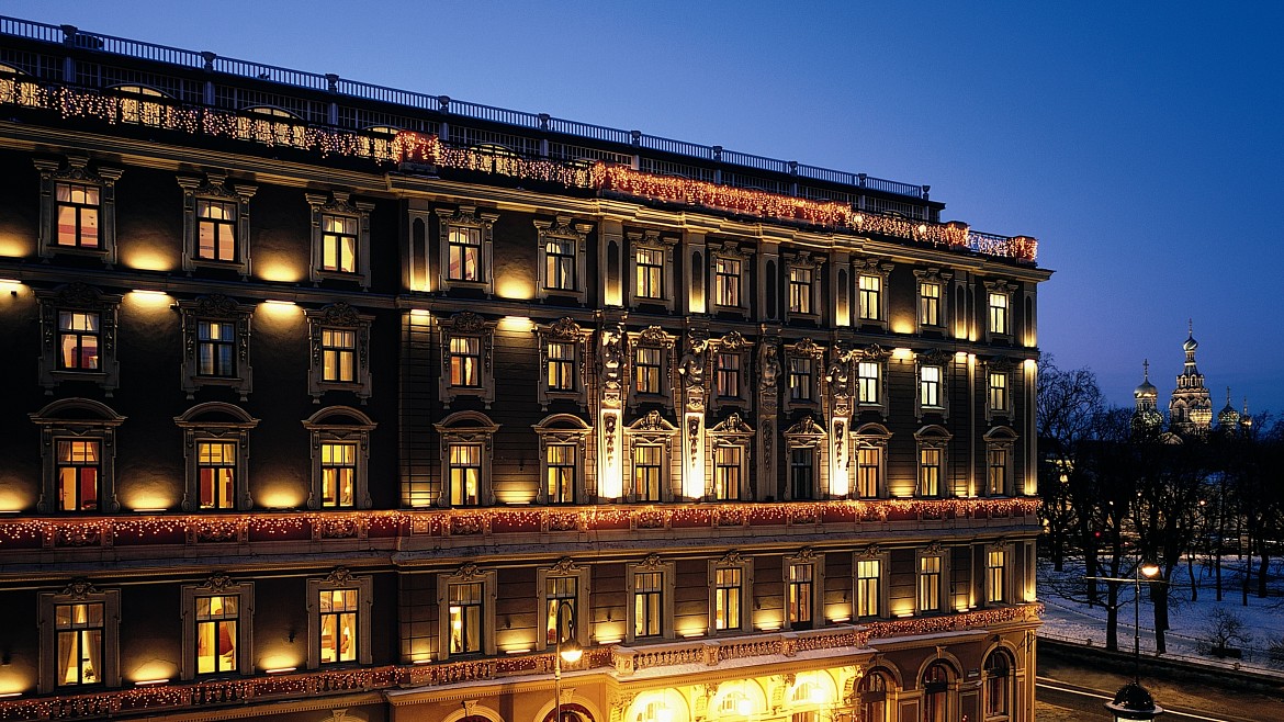 «Гранд Отель Европа» в Санкт-Петербурге возрождает службу дворецких