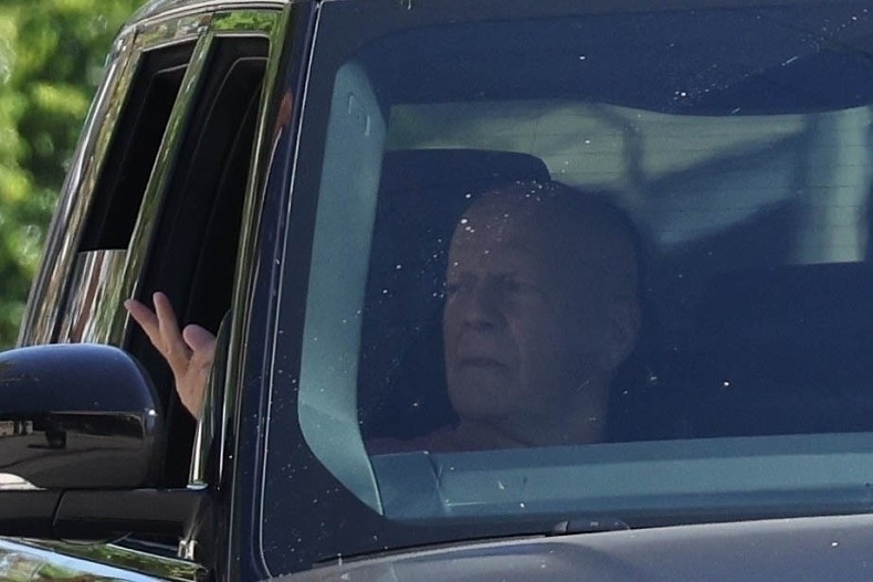 Брюс Уиллис