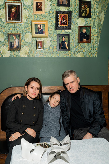 Мария Кравченко и Константин Золотарев с дочерью