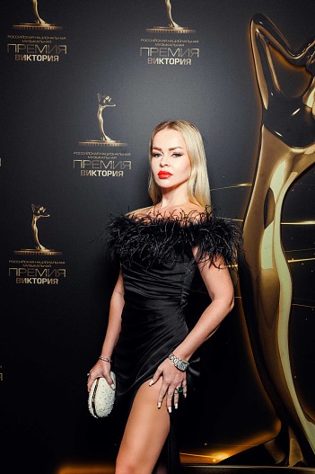 Елена Князева