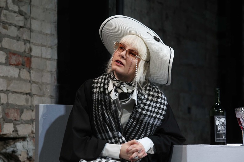 Спектакль «Варшавская мелодия» Л. Зорина: Геля — Полина Рафеева