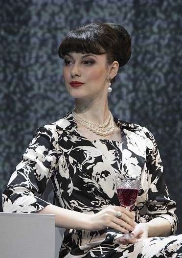 Спектакль «Варшавская мелодия» Л. Зорина: Геля — Полина Рафеева