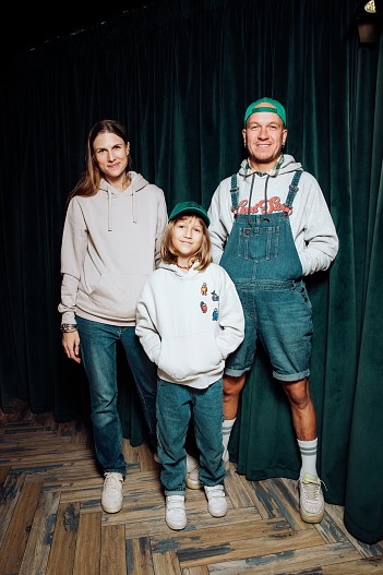 Марьяна Спивак и Антон Кузнецов с сыном