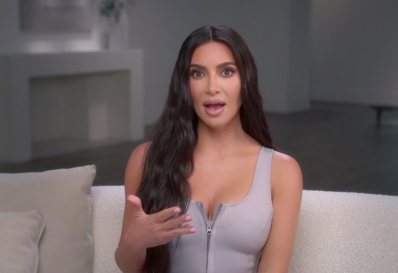 Ким Кардашьян рассказала о реакции Канье Уэста после того, как она наняла няню-мужчину для сына