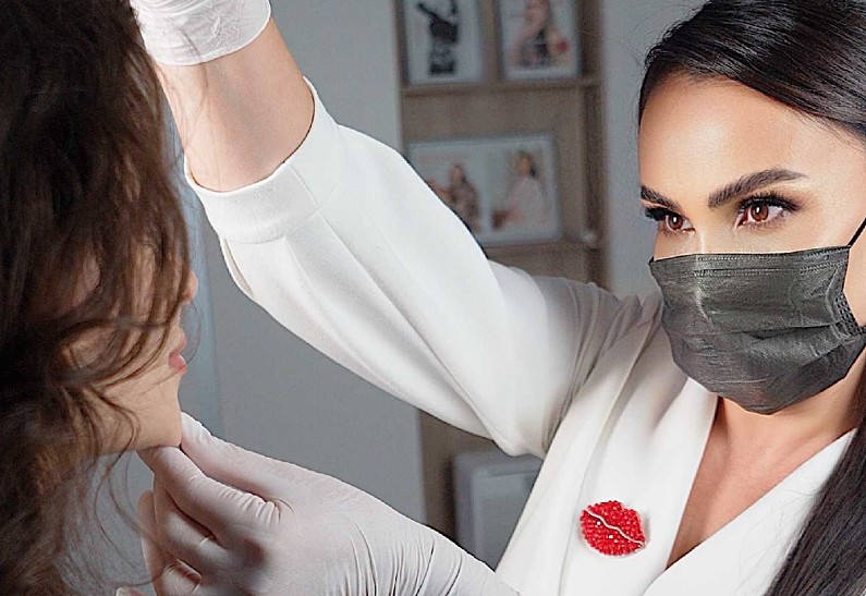 Как правильно сохранить красоту лица, используя процедуры современной косметологии?