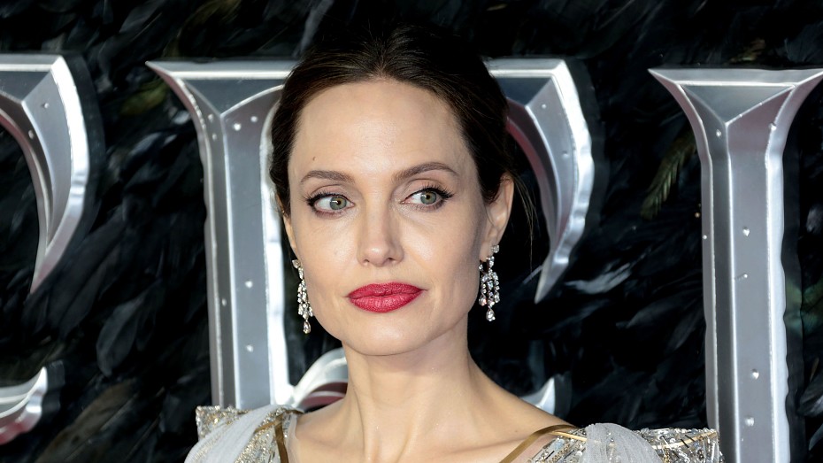 Анджелина Джоли рассказала, как справилась психологической травмой