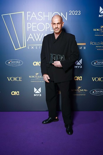 Fashion дизайнер – GOGA NIKABADZE