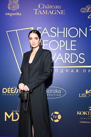 Анна Чекалина