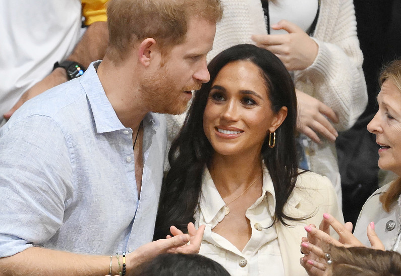 Во вред себе: принц Гарри и Меган Маркл игнорируют золотые правила пиара