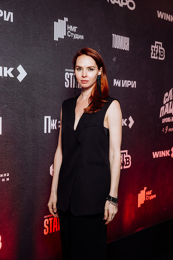 Елена Николаева