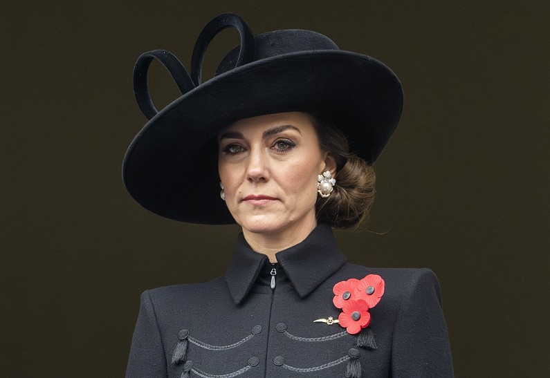 Кейт Миддлтон надела редкие серьги, в которых Елизавета II появлялась на публике 20 лет назад