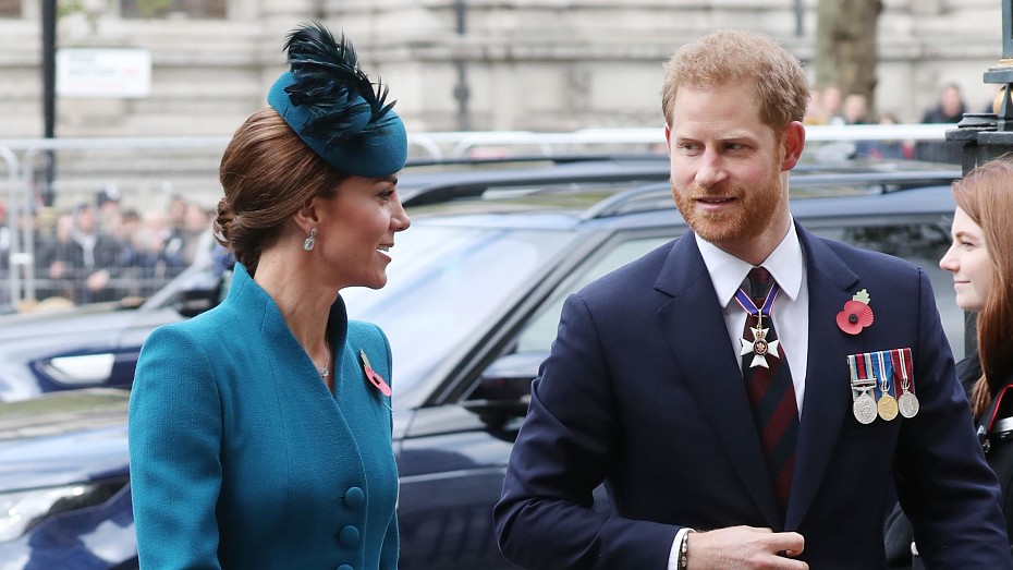 В Сети обнародовали последний разговор Кейт Миддлтон и принца Гарри перед похоронами Елизаветы II