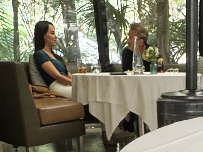 Мэттью Перри с девушкой