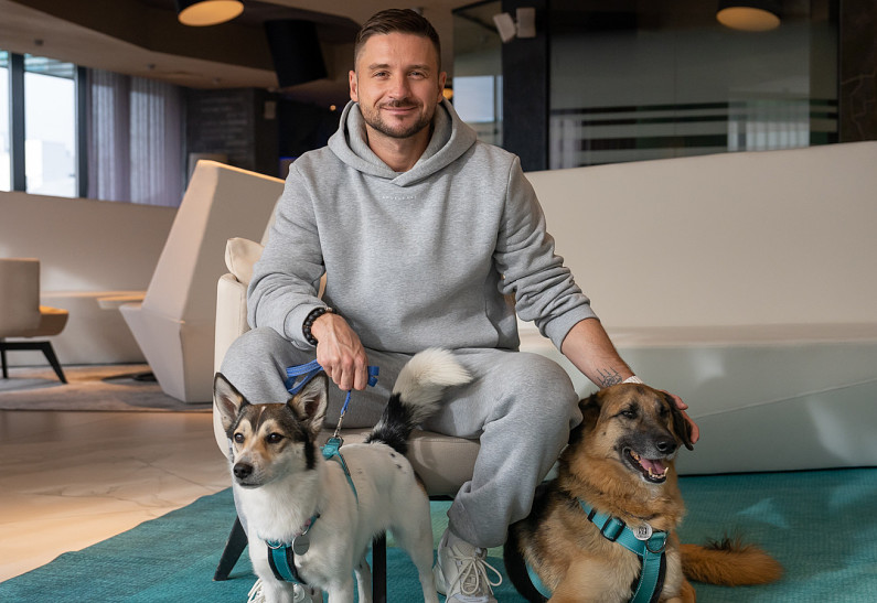 Сергей Лазарев поддержал фестиваль WOOF для животных из приютов