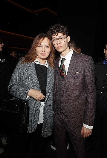 Елена Ксенофонтова, Гуфи Медалин