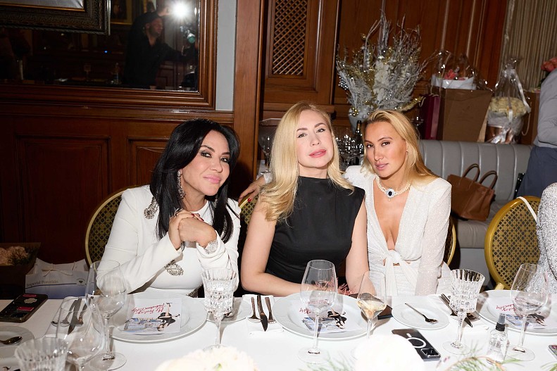 Ирина Чайковская, Анастасия Гребёнкина, Алина Буре