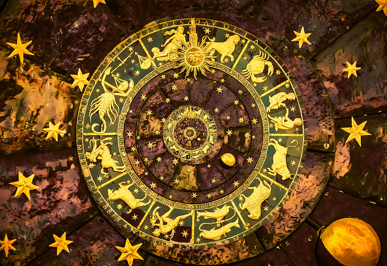 Книжный гороскоп на 2024 год