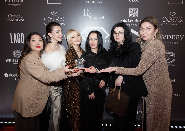 Мария Семёнова и коллектив Asia Beauty Spa