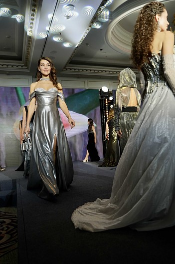 Показ VORONOVA DRESS