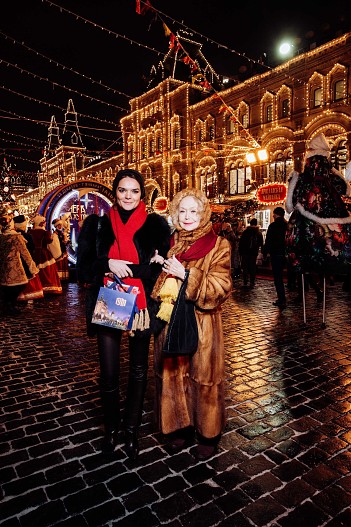 Полина Лазарева, Светлана Немоляева