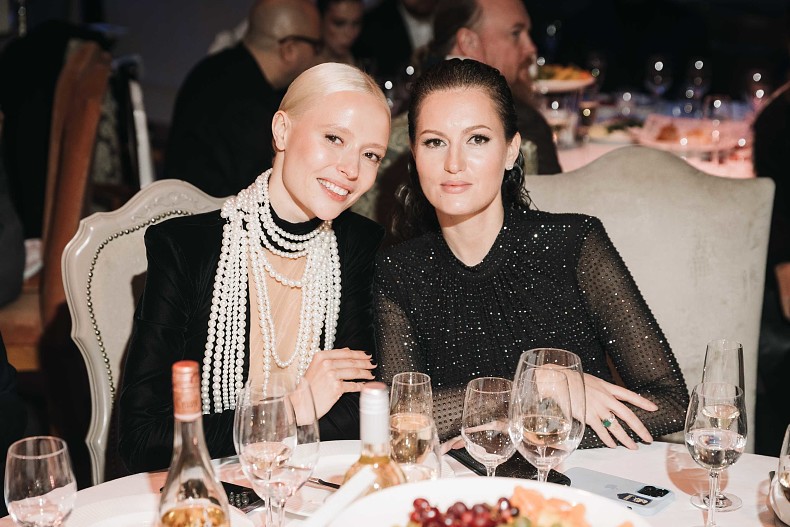 Анна Александрова, Рената Пиотровски