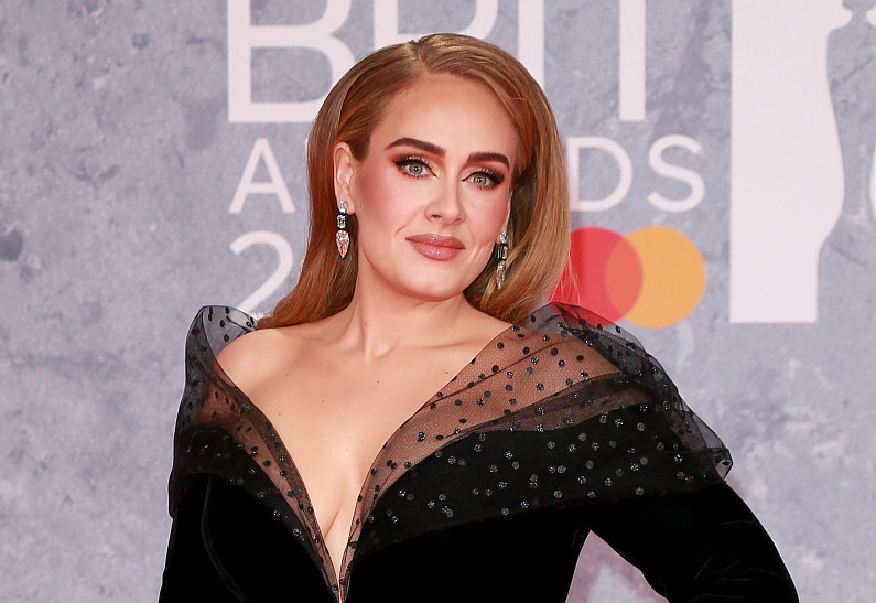 Адель дала большое интервью и рассказала о непростом прошлом мужа