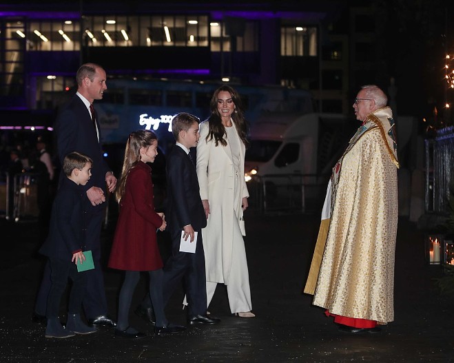 Принц Уильям и&nbsp;Кейт Миддлтон с детьми