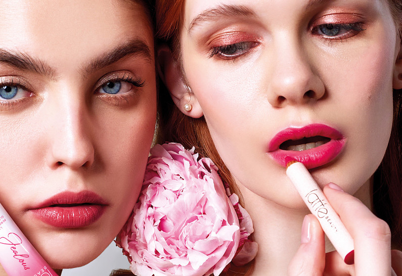 Чек-лист на 14 февраля: лучшие бьюти-подарки на День Святого Валентина