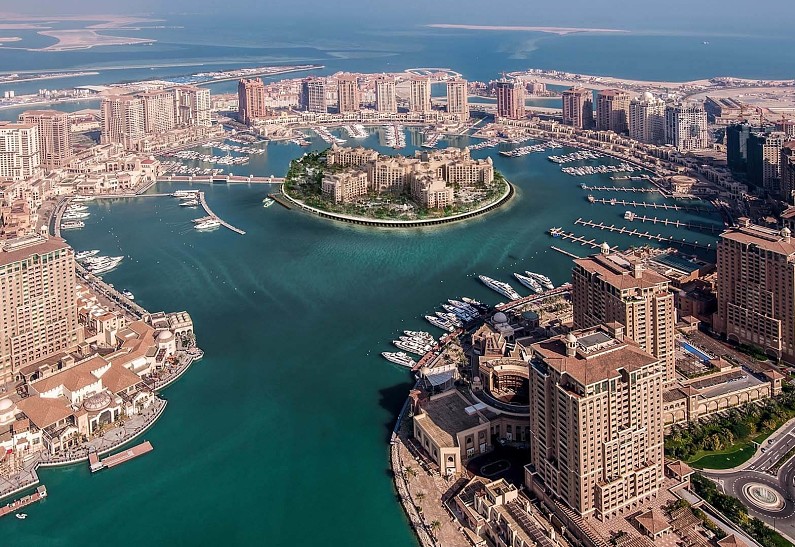 Маршрут для влюбленных: 5 идей для романтического отпуска в Катаре от Натальи и Мурада Османн