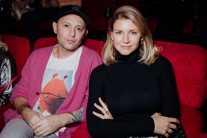 Рома Зверь с супругой