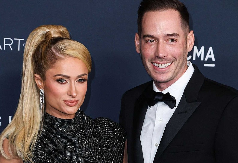 «Приводило меня в ужас»: Пэрис Хилтон боялась собственной сексуальности до встречи с мужем